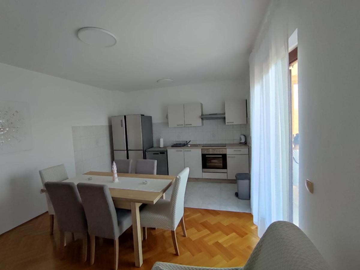 House Silva Apartment Podstrana Exterior photo