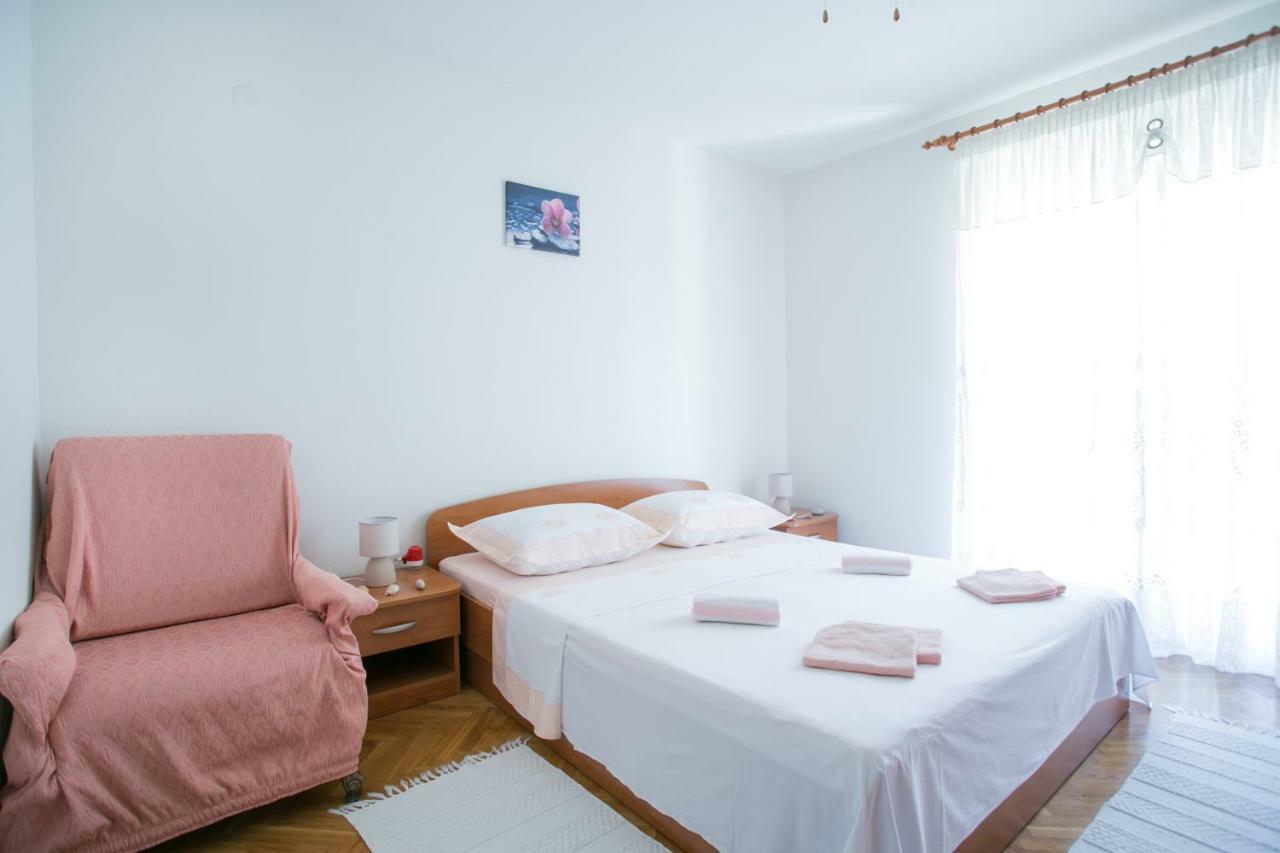 House Silva Apartment Podstrana Exterior photo